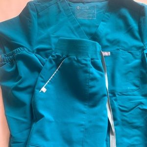 FIGS JOGGER SET in Teal limited edition